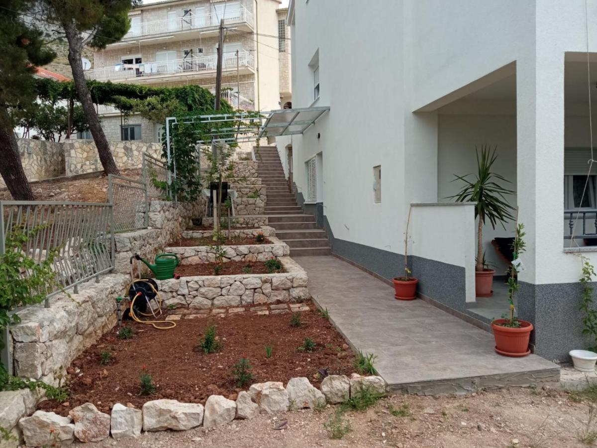 Apartmani Jure Perić Duće Exterior foto