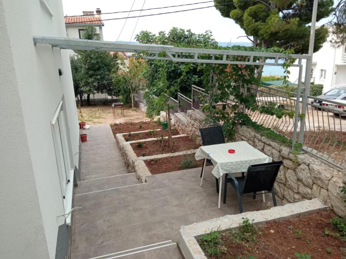 Apartmani Jure Perić Duće Exterior foto